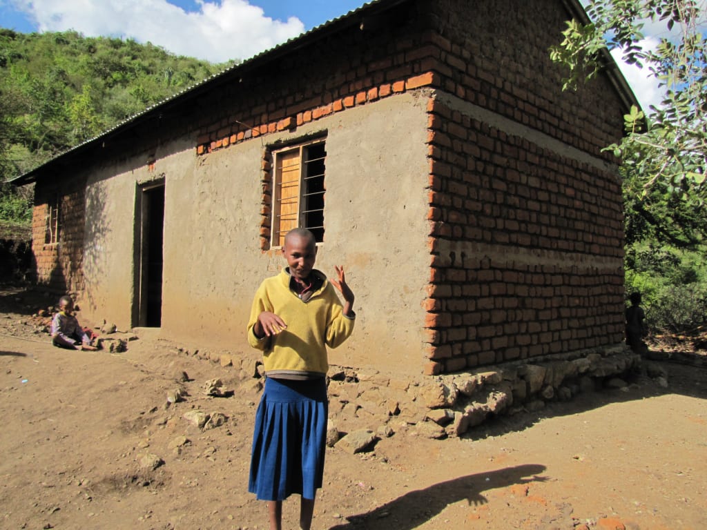 CDSP-TZ651-Country Church Initiatives-5-1304